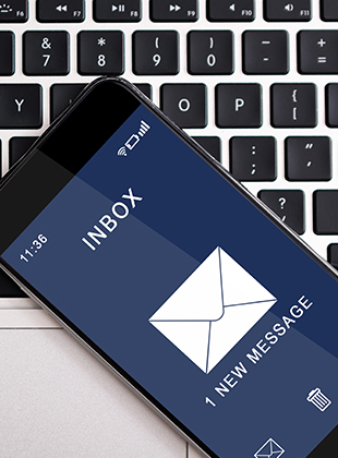 Received alert message from phone answering company on smartphone