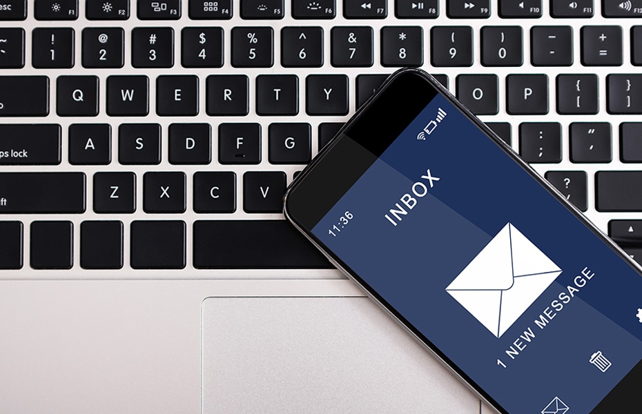 Received alert message from phone answering company on smartphone